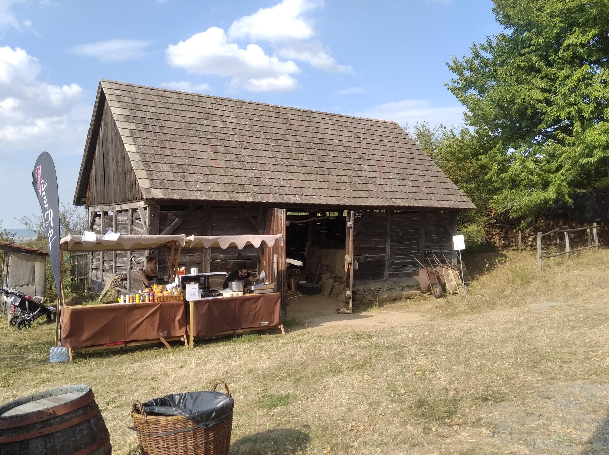 vlevanduli.cz-Slavnosti vína Uherské Hradiště, park a skanzen Rochuz